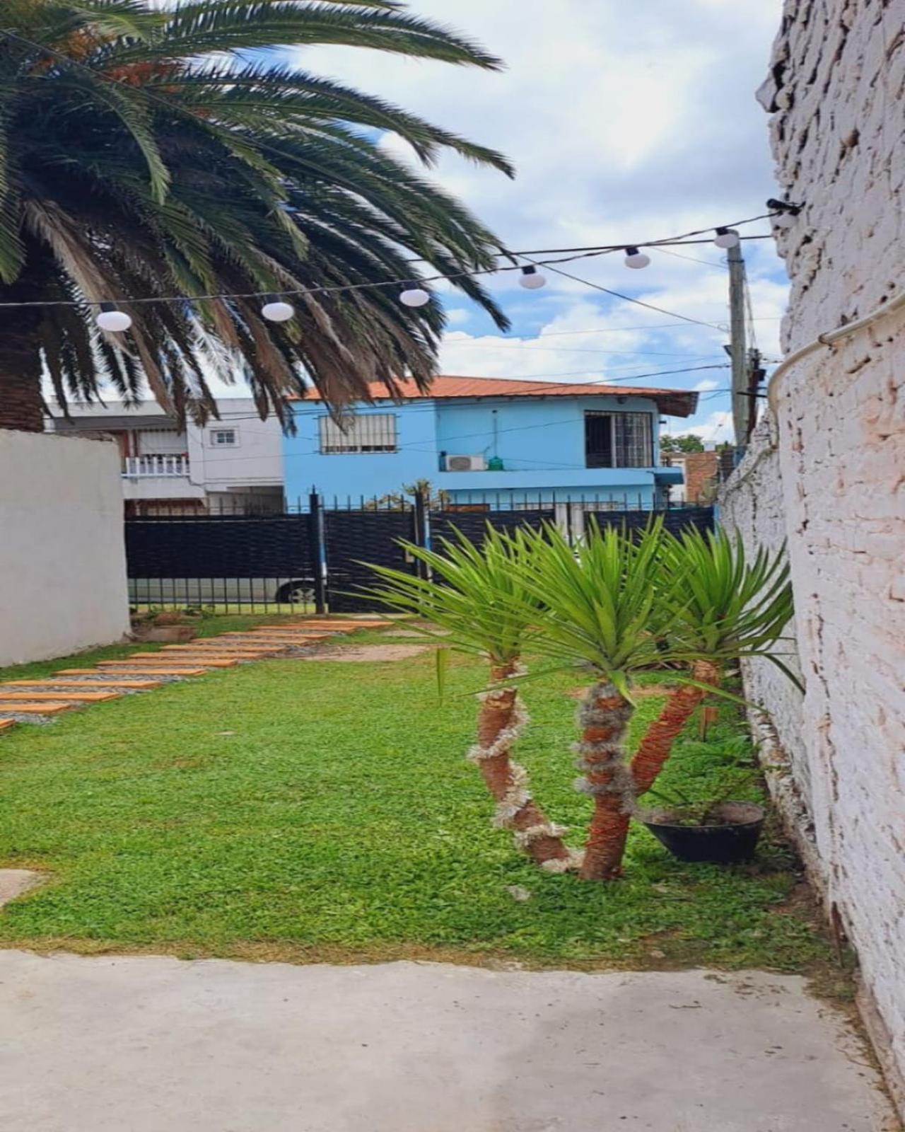 Hostal La Palmera Ezeiza Exterior photo